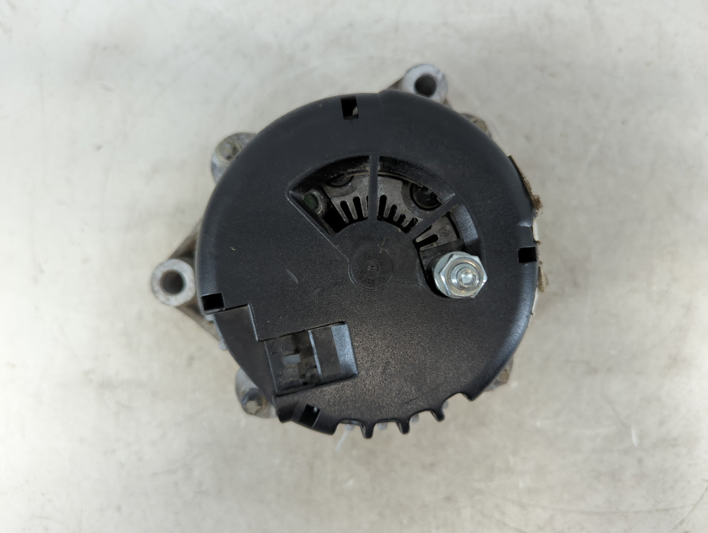 2001 Gmc S10 Blazer Alternator Replacement Generator Charging Assembly Engine OEM Fits Fits 2002 2003 2004 2005 OEM Used Aut
