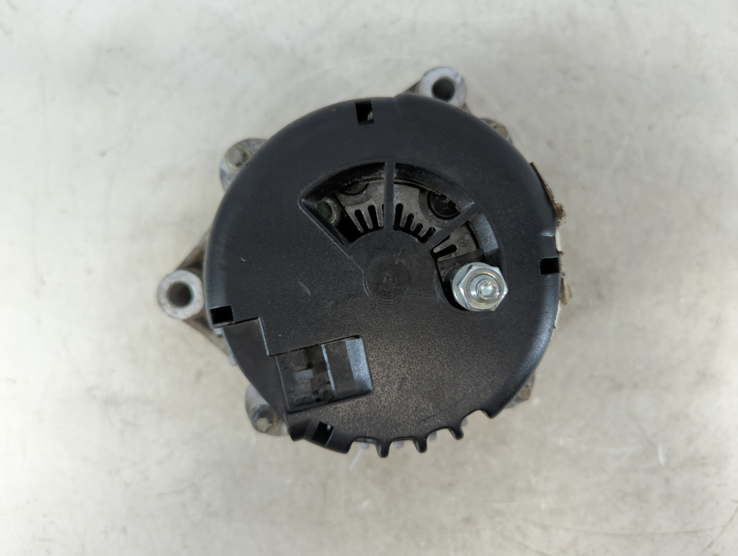 2001 Gmc S10 Blazer Alternator Replacement Generator Charging Assembly Engine OEM Fits Fits 2002 2003 2004 2005 OEM Used Aut