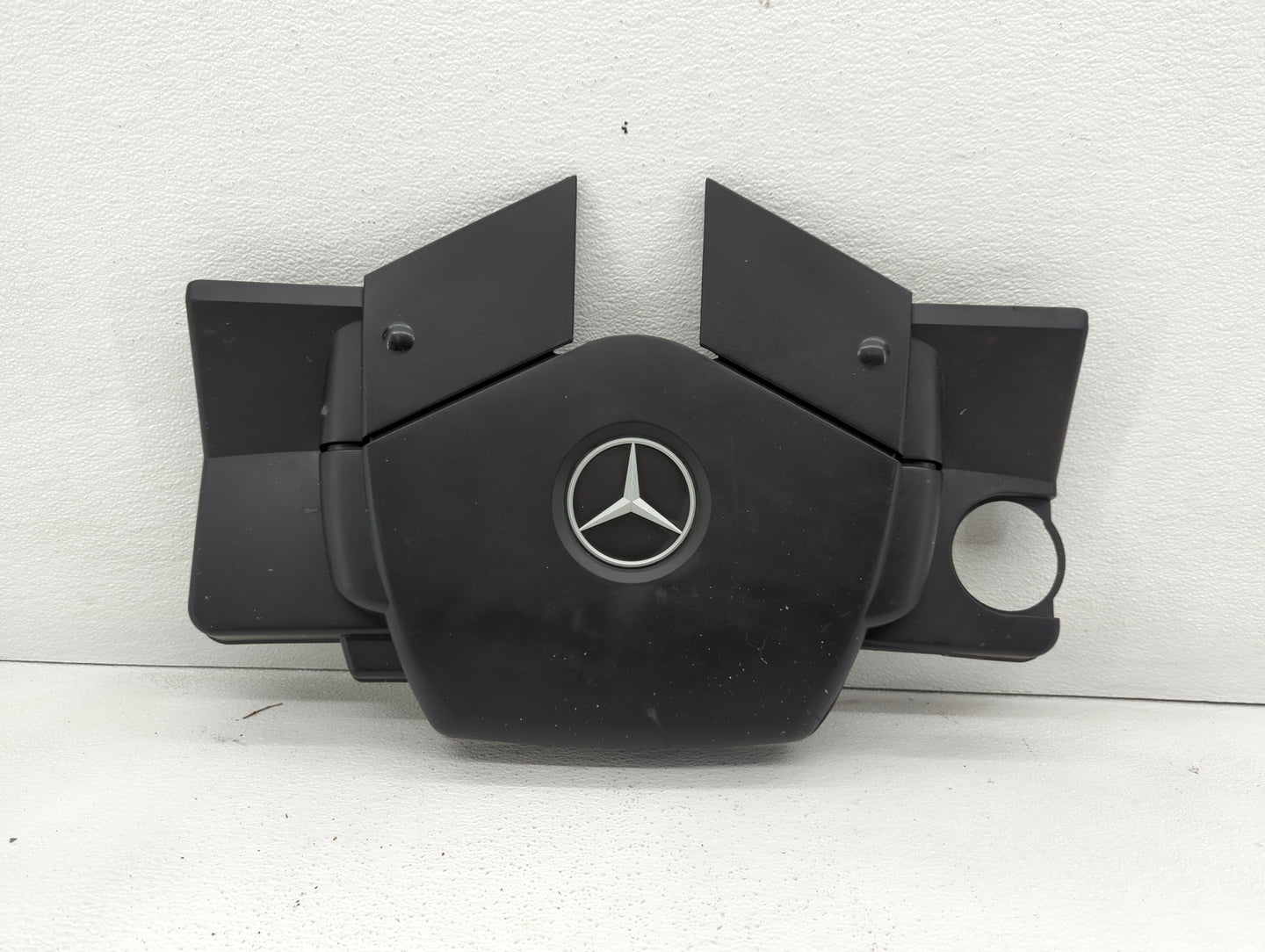 2001 Gmc S300 Engine Cover - Oemusedautoparts1.com