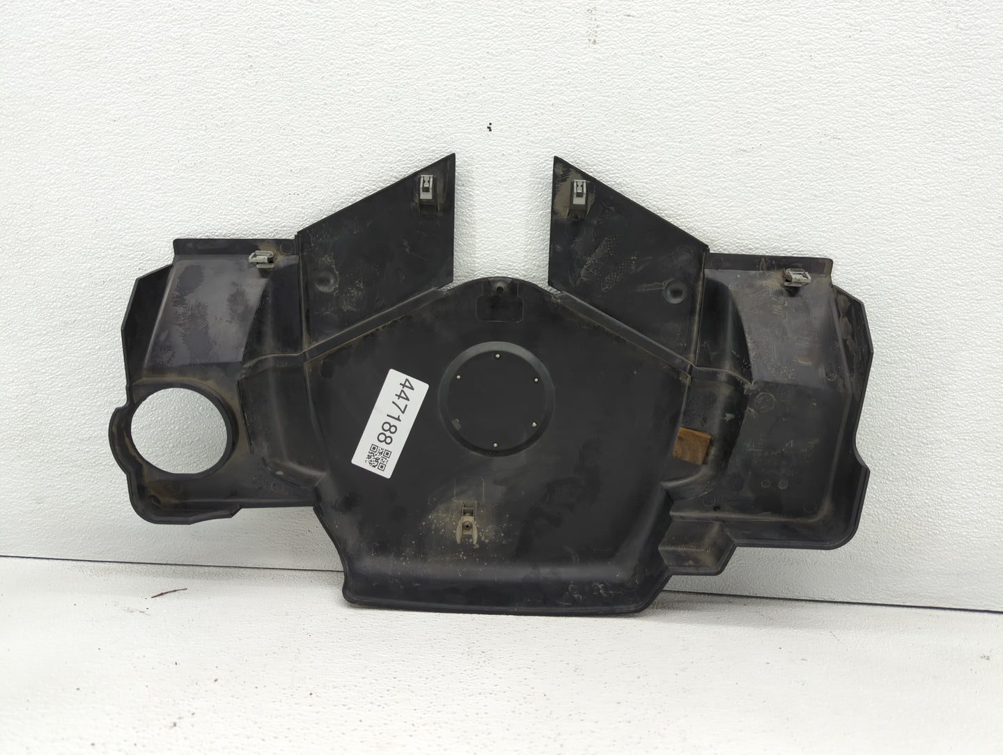 2001 Gmc S300 Engine Cover - Oemusedautoparts1.com