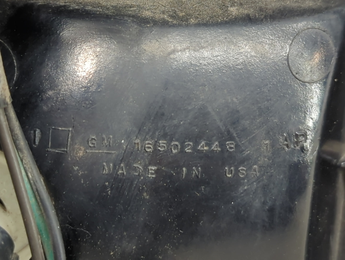 1985-2005 Gmc Safari Tail Light Assembly Passenger Right OEM Fits OEM Used Auto Parts - Oemusedautoparts1.com