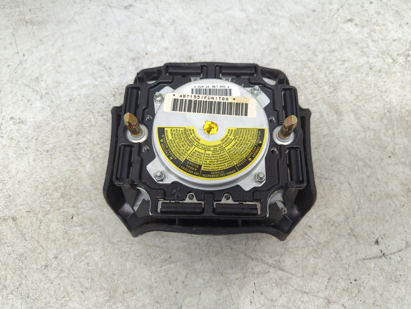 2000-2003 Gmc Safari Air Bag Driver Left Steering Wheel Mounted - Oemusedautoparts1.com