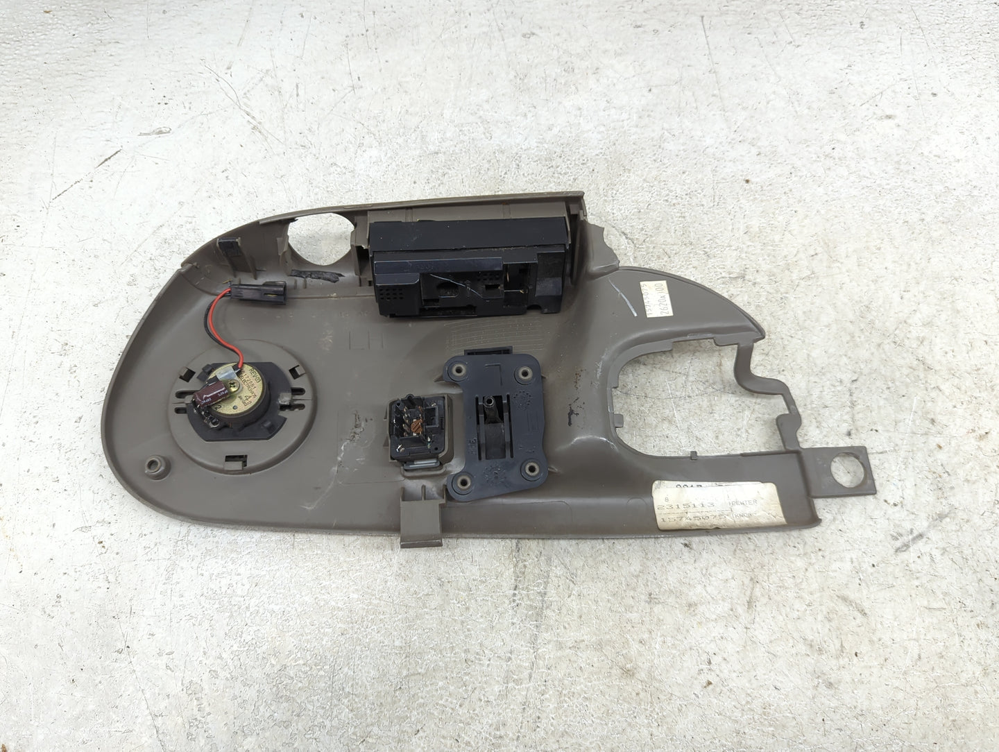 1996-2005 Gmc Safari Master Power Window Switch Replacement Driver Side Left Fits OEM Used Auto Parts - Oemusedautoparts1.co