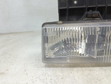 1995-2005 Gmc Safari Driver Left Oem Head Light Headlight Lamp - Oemusedautoparts1.com
