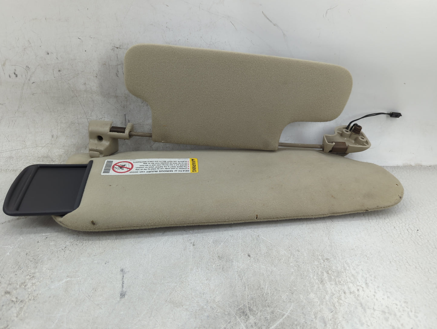 2000-2005 Gmc Safari Sun Visor Shade Replacement Driver Left Mirror Fits Fits 2000 2001 2002 2003 2004 2005 OEM Used Auto Pa