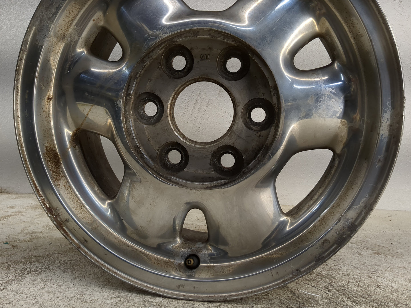 1999-2003 Gmc Sierra 1500 Oem Wheel Rim 1211561 - Oemusedautoparts1.com