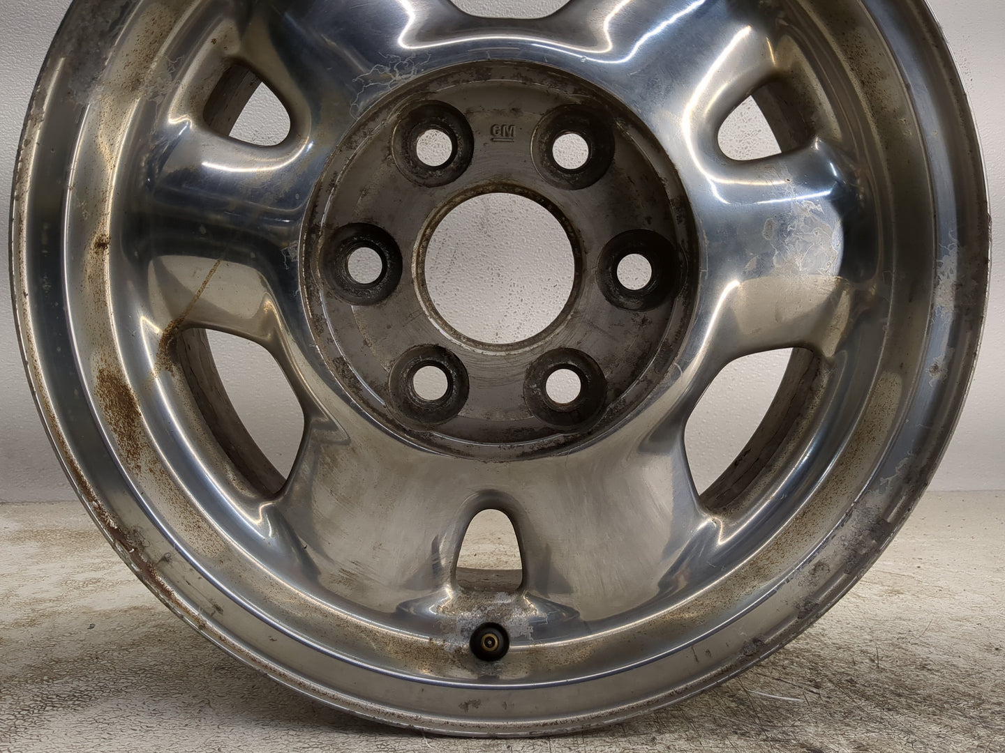 1999-2003 Gmc Sierra 1500 Oem Wheel Rim 1211561 - Oemusedautoparts1.com
