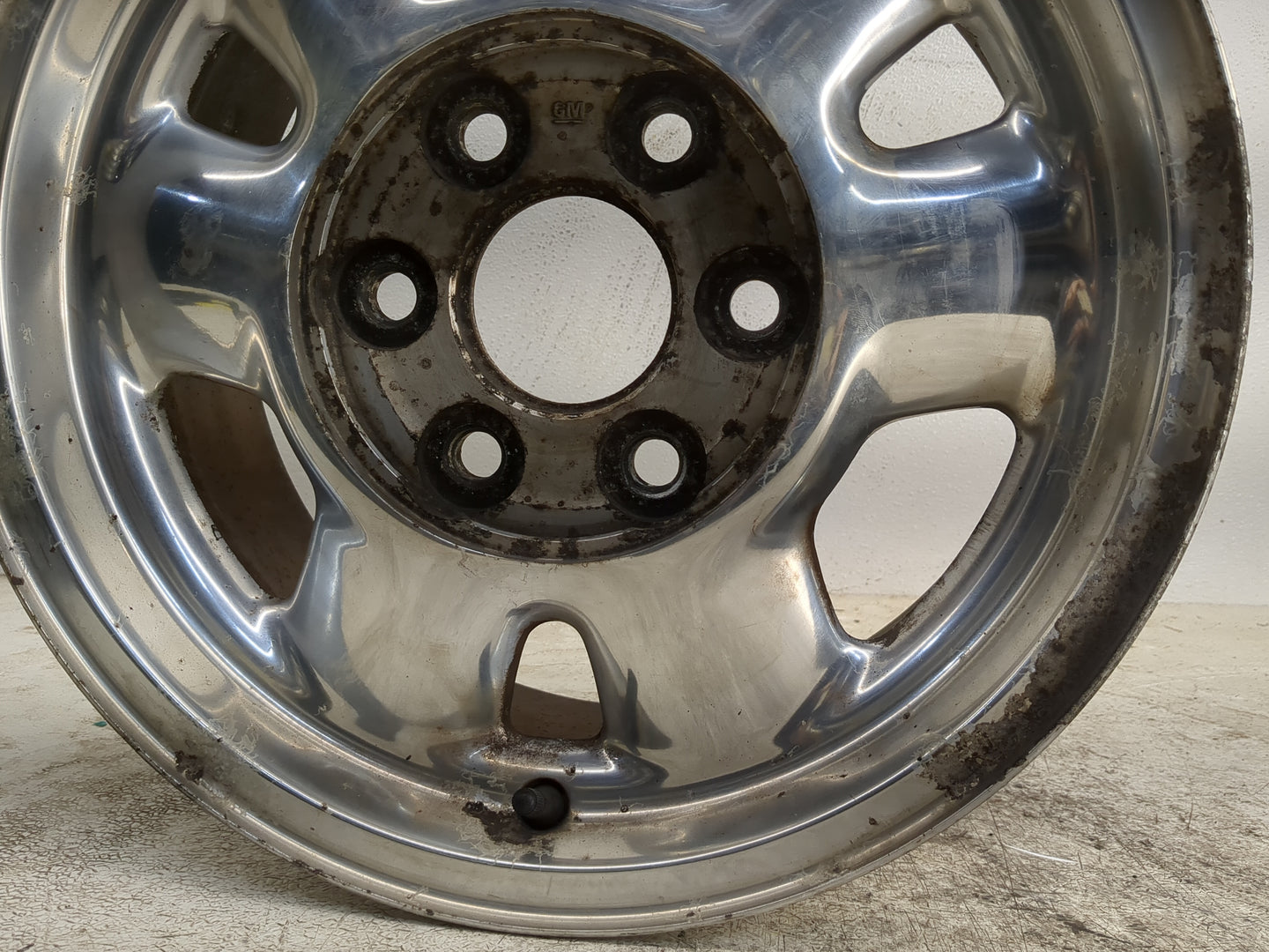 1999-2003 Gmc Sierra 1500 Oem Wheel Rim 1211563 - Oemusedautoparts1.com