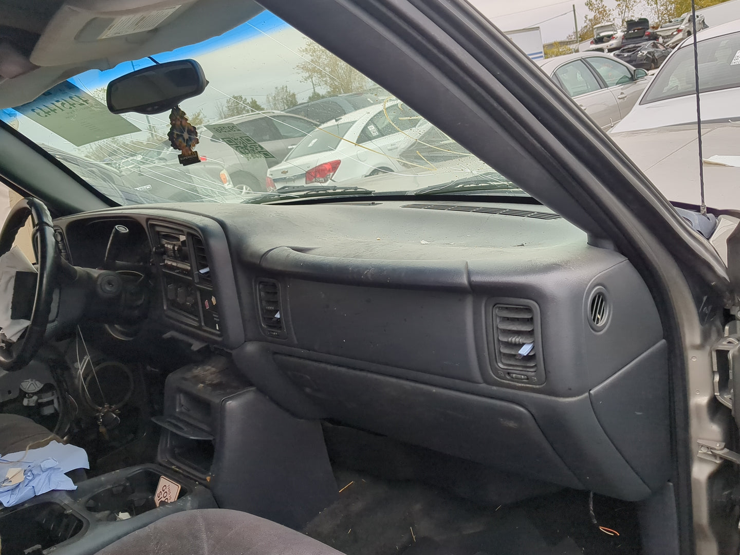 2000-2003 Gmc Sierra 1500 Air Bag Passenger Right Dashboard OEM Fits Fits 2000 2001 2002 2003 OEM Used Auto Parts - Oemuseda