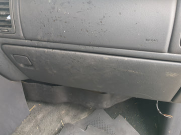 2001 Gmc Sierra 1500 Passenger Glove Box Door Storage Compartment - Oemusedautoparts1.com