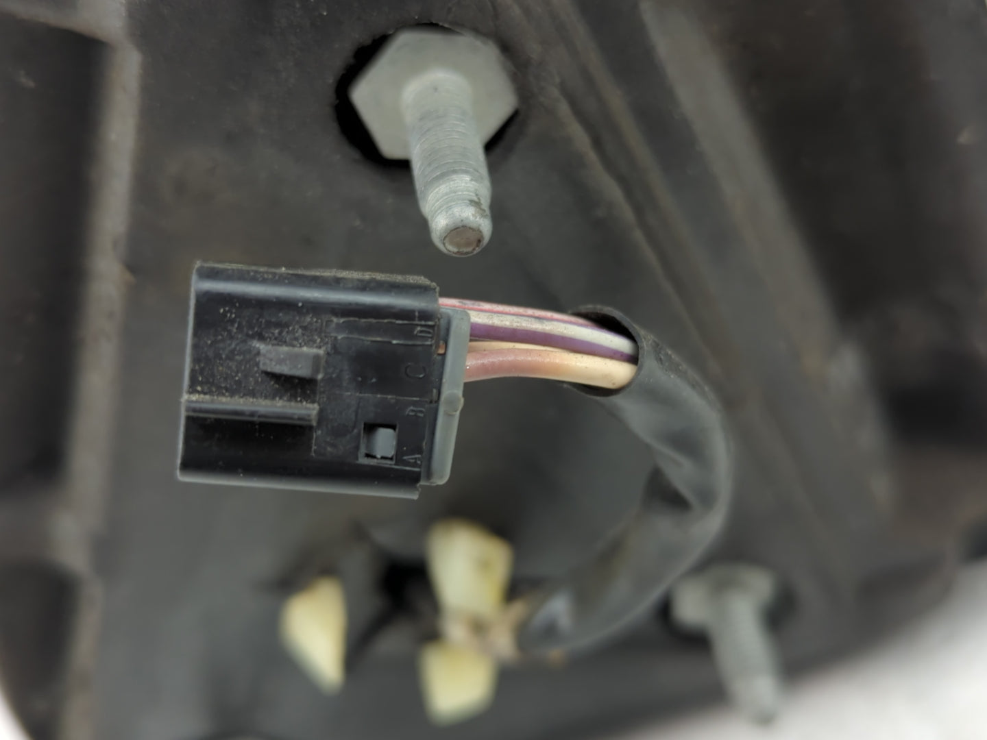 1999-2002 Gmc Sierra 1500 Side Mirror Replacement Passenger Right View Door Mirror P/N:82-07200-004 Fits Fits 1999 2000 2001