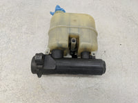1999-2002 Gmc Sierra 1500 Brake Master Cylinder - Oemusedautoparts1.com