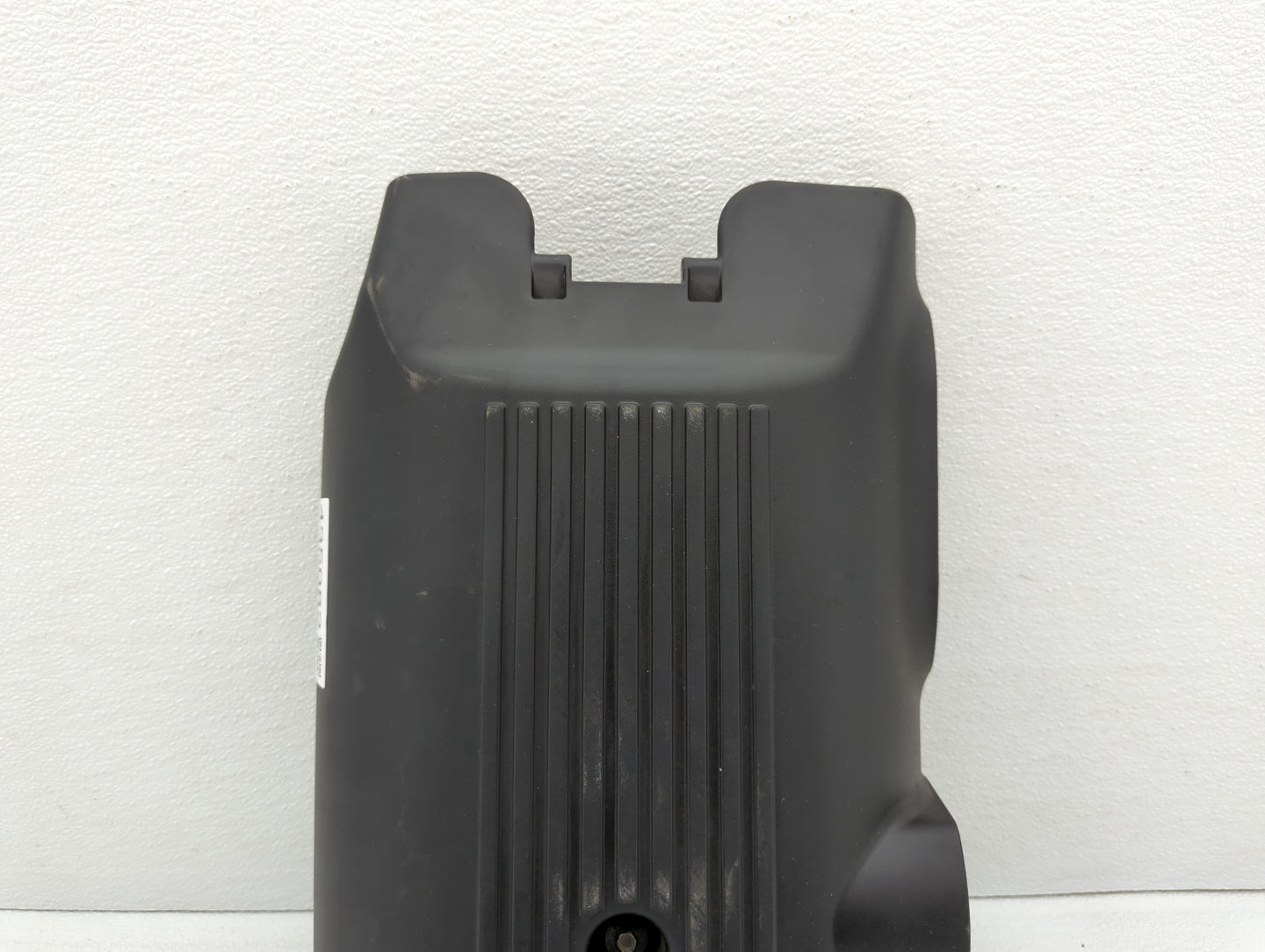 2001 Gmc Sierra 2500 Engine Cover - Oemusedautoparts1.com