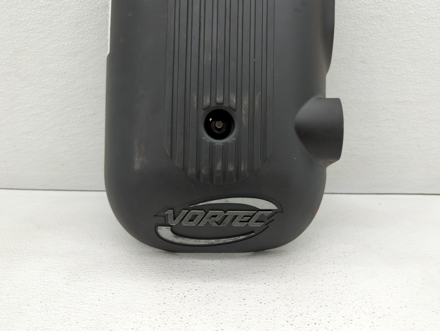 2001 Gmc Sierra 2500 Engine Cover - Oemusedautoparts1.com