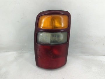2000-2003 Gmc Yukon Tail Light Assembly Driver Left OEM P/N:16525375 B Fits Fits 2000 2001 2002 2003 OEM Used Auto Parts - O