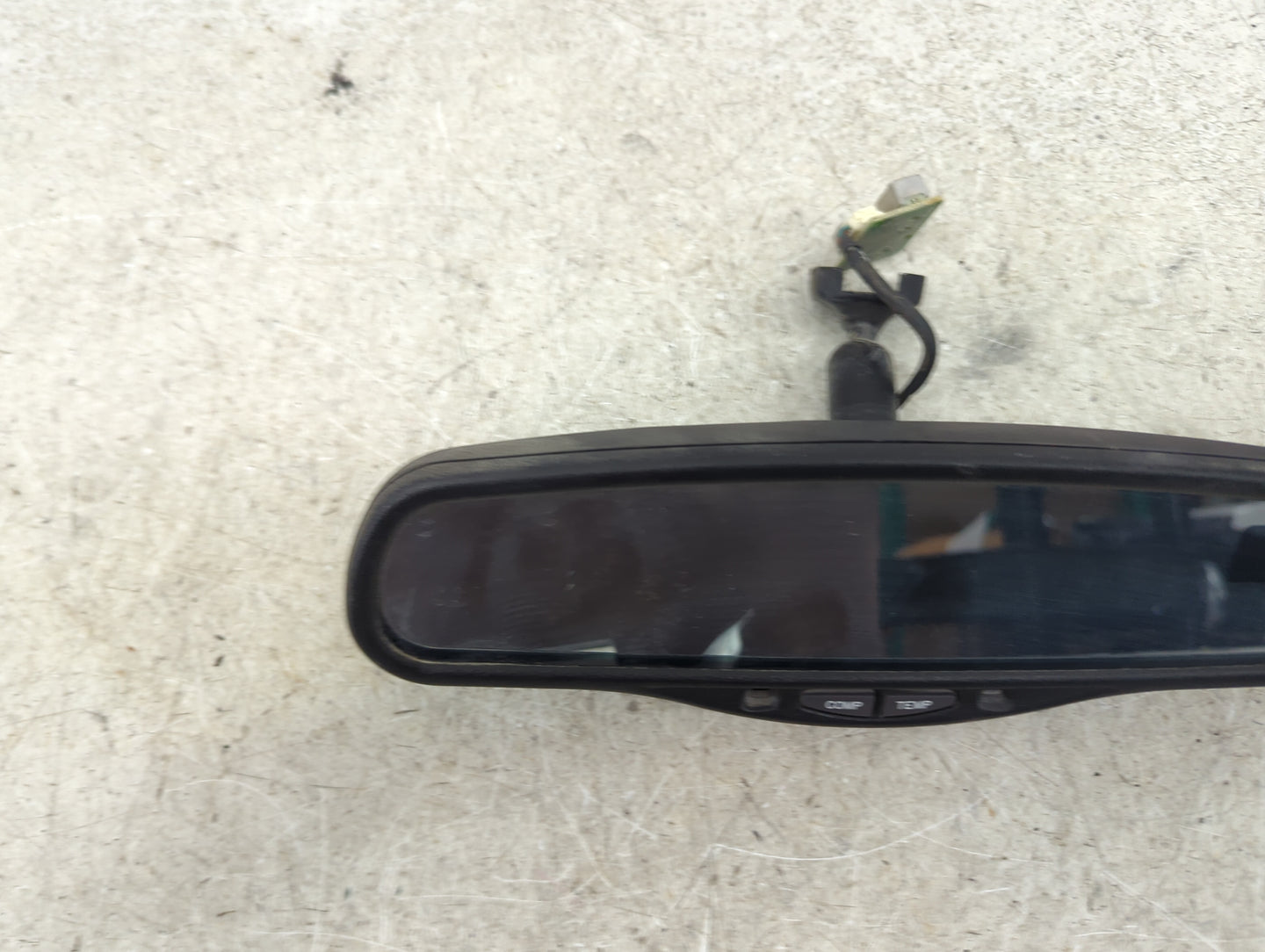 2001 Gmc Yukon Interior Rear View Mirror Replacement OEM P/N:UB0349 181001, MEXICO Fits OEM Used Auto Parts - Oemusedautopar