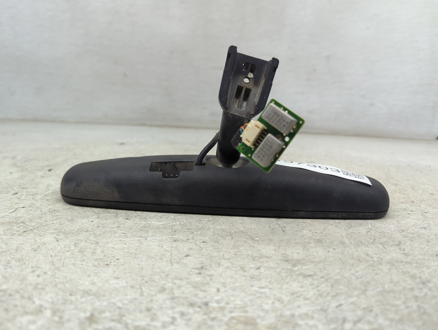 2001 Gmc Yukon Interior Rear View Mirror Replacement OEM P/N:UB0349 181001, MEXICO Fits OEM Used Auto Parts - Oemusedautopar