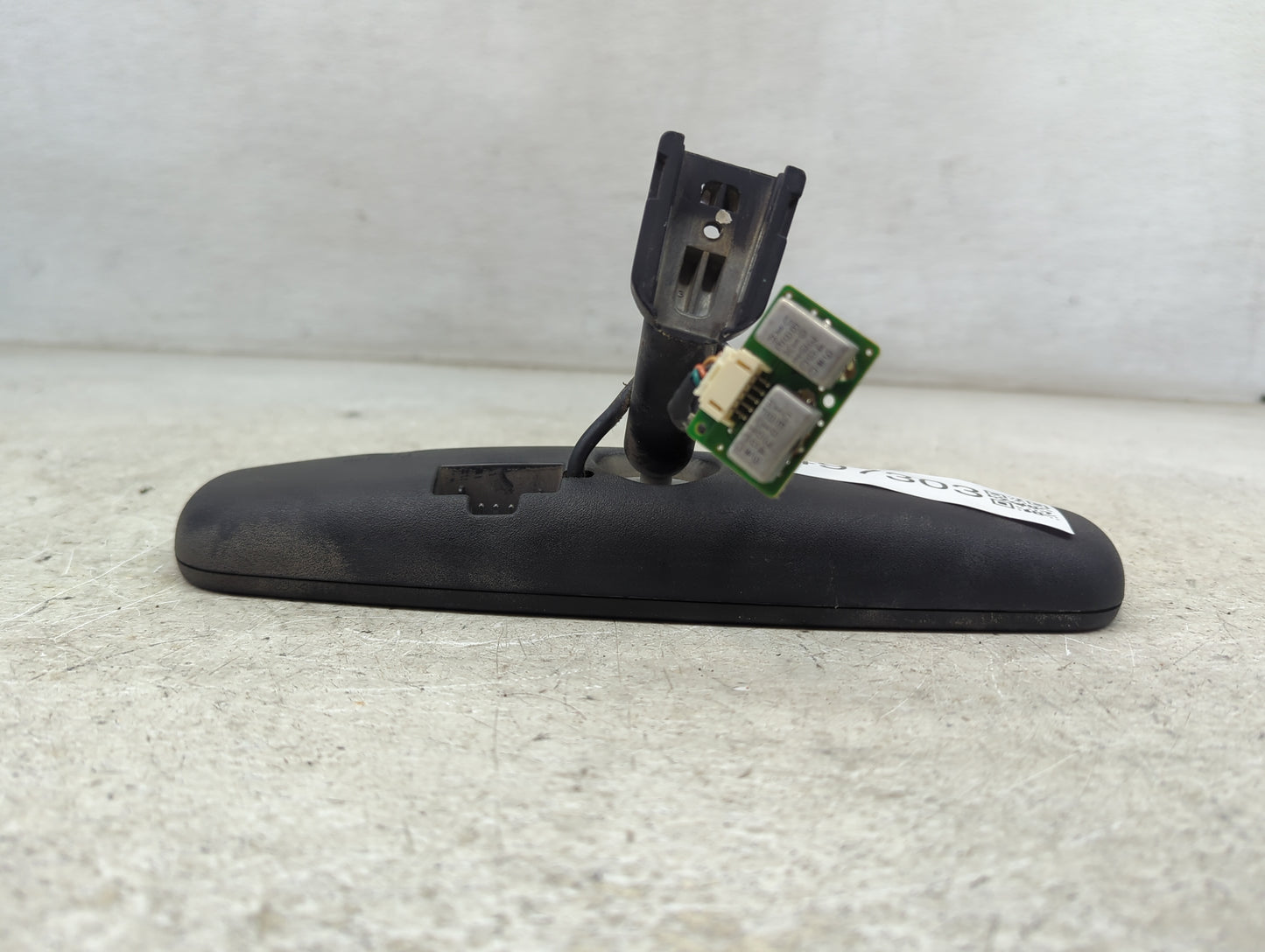 2001 Gmc Yukon Interior Rear View Mirror Replacement OEM P/N:UB0349 181001, MEXICO Fits OEM Used Auto Parts - Oemusedautopar