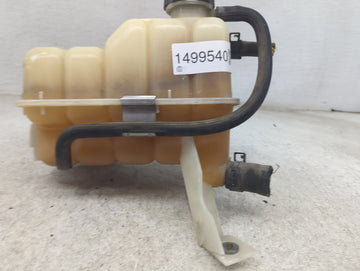 2000-2004 Gmc Yukon Radiator Coolant Overflow Expansion Tank Bottle 1499540