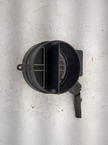 2000-2006 Gmc Yukon Mass Air Flow Meter Maf Sensor 1499923 - Oemusedautoparts1.com