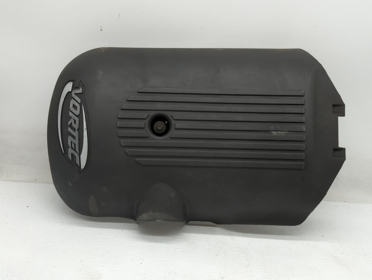 2001 Gmc Yukon Engine Cover 437415 - Oemusedautoparts1.com