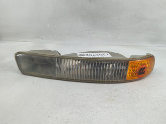 compare product 2000-2006 Gmc Yukon Xl 1500 Passenger Right Oem Front Light Lamp