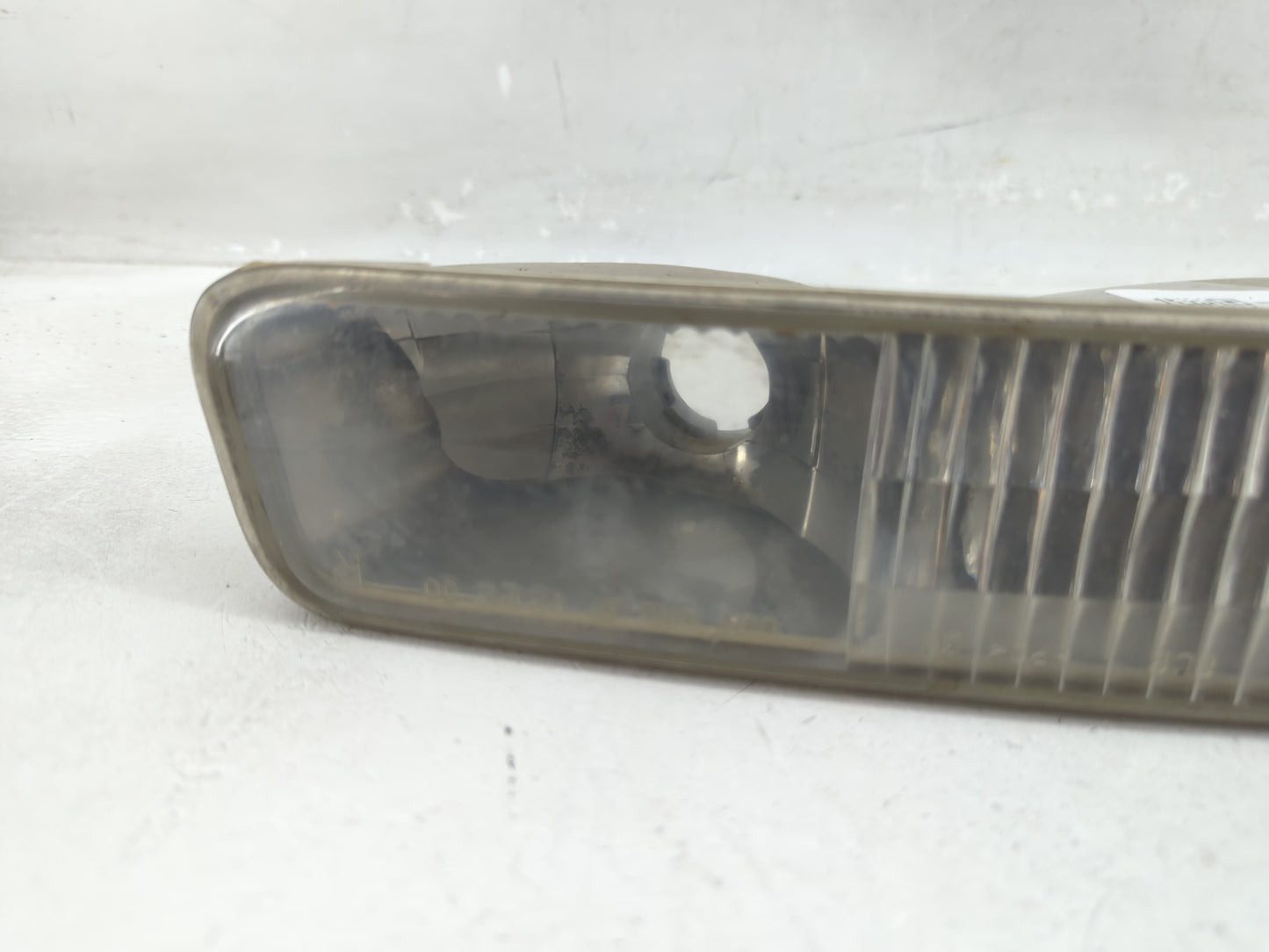 2000-2006 Gmc Yukon Xl 1500 Passenger Right Oem Front Light Lamp - Oemusedautoparts1.com