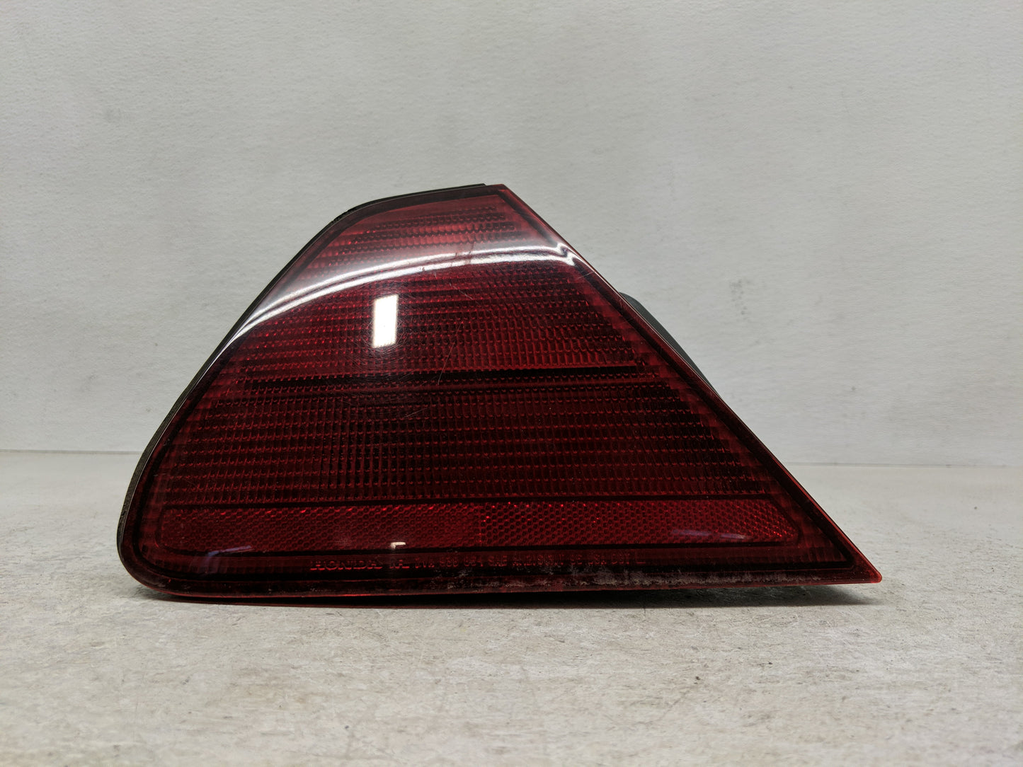 1998-2002 Honda Accord Tail Light Assembly Driver Left OEM P/N:2VA 938 864 Fits Fits 1998 1999 2000 2001 2002 OEM Used Auto 