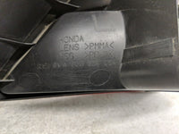 1998-2002 Honda Accord Tail Light Assembly Driver Left OEM P/N:2VA 938 864 Fits Fits 1998 1999 2000 2001 2002 OEM Used Auto 