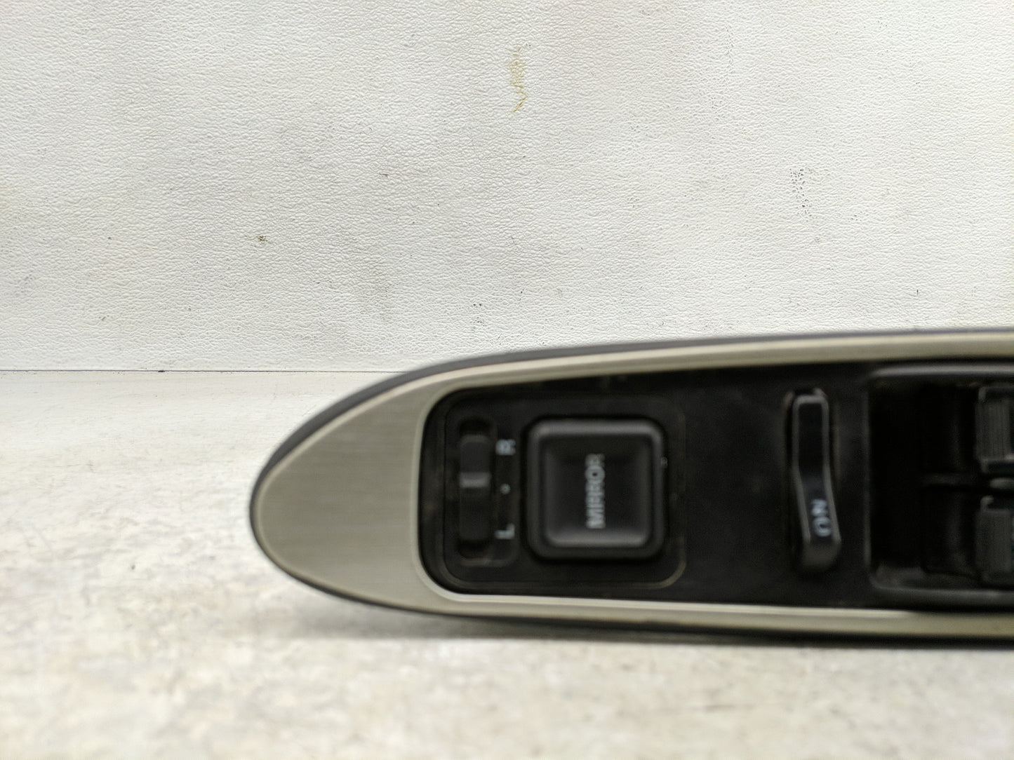 2001-2002 Honda Accord Master Power Window Switch Replacement Driver Side Left Fits Fits 2001 2002 OEM Used Auto Parts - Oem