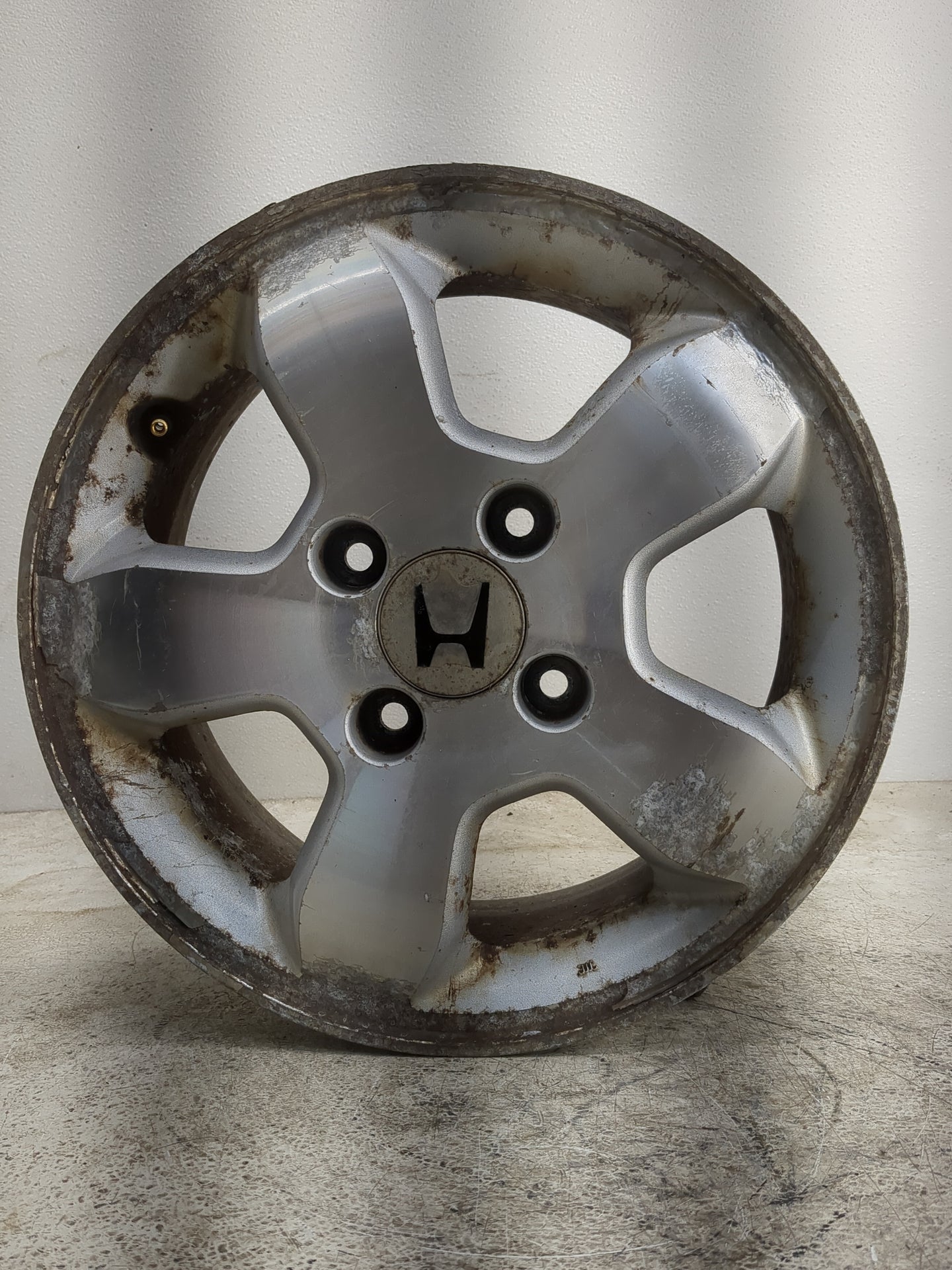 2001-2002 Honda Accord Oem Wheel Rim - Oemusedautoparts1.com