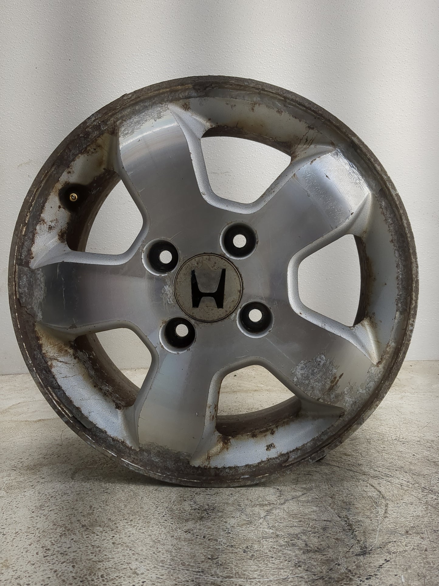 2001-2002 Honda Accord Oem Wheel Rim - Oemusedautoparts1.com