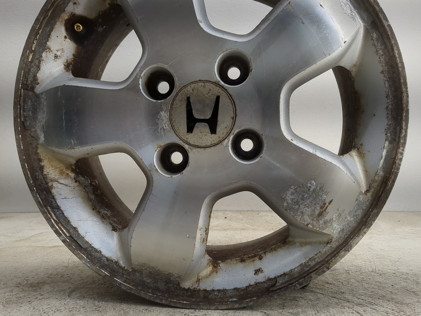 2001-2002 Honda Accord Oem Wheel Rim - Oemusedautoparts1.com