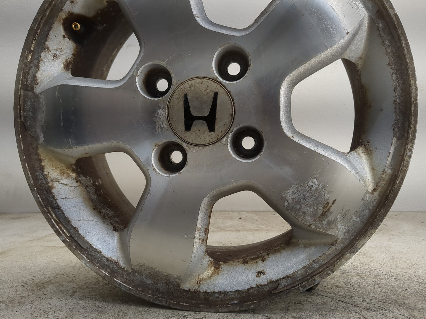 2001-2002 Honda Accord Oem Wheel Rim - Oemusedautoparts1.com