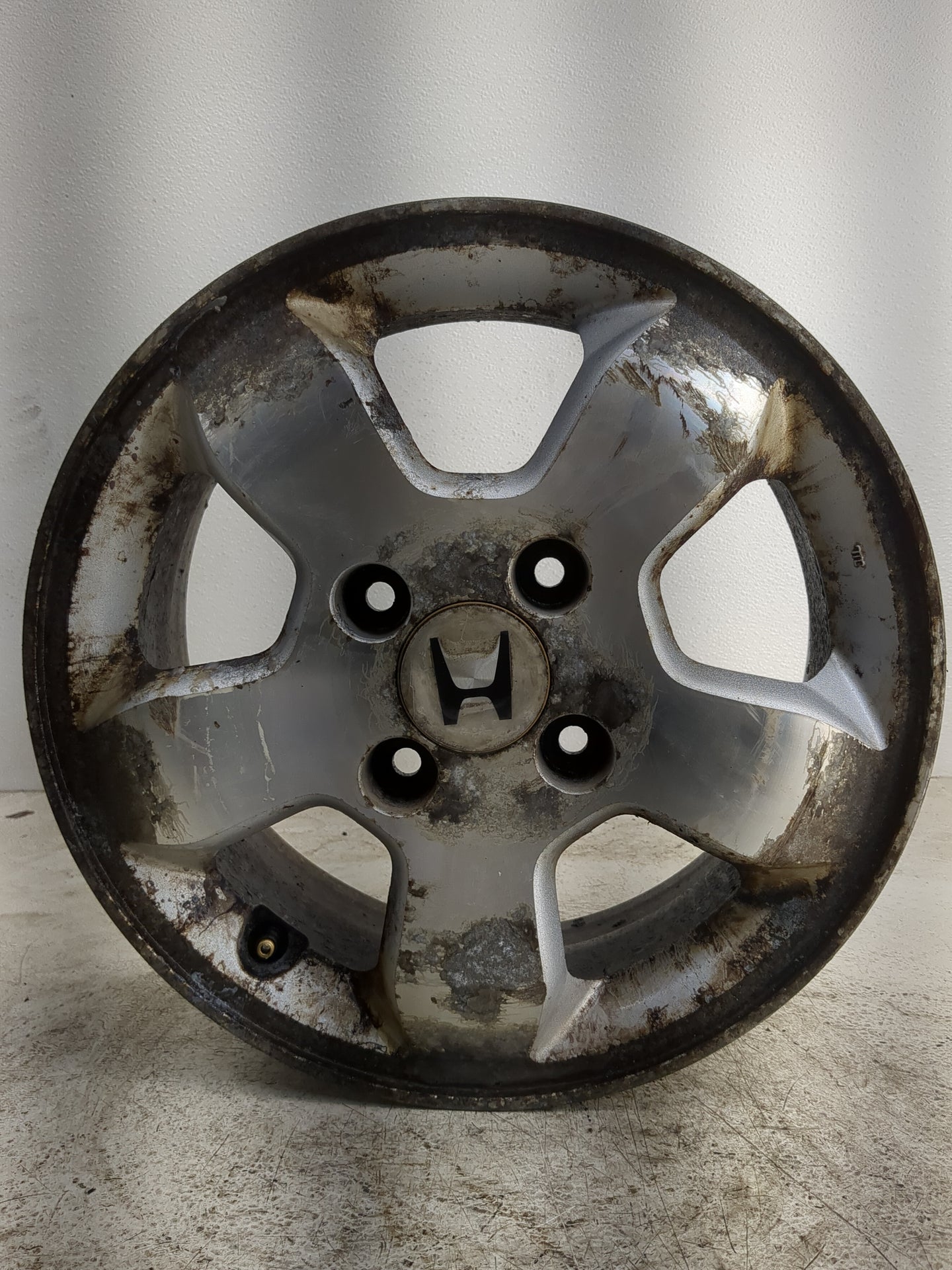 2001-2002 Honda Accord Oem Wheel Rim - Oemusedautoparts1.com