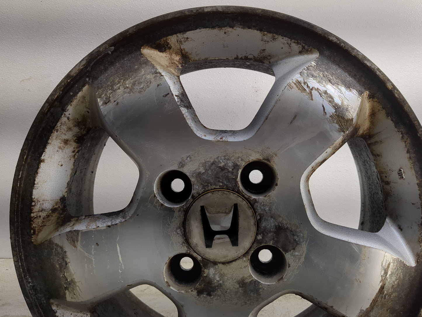 2001-2002 Honda Accord Oem Wheel Rim 1282286 - Oemusedautoparts1.com