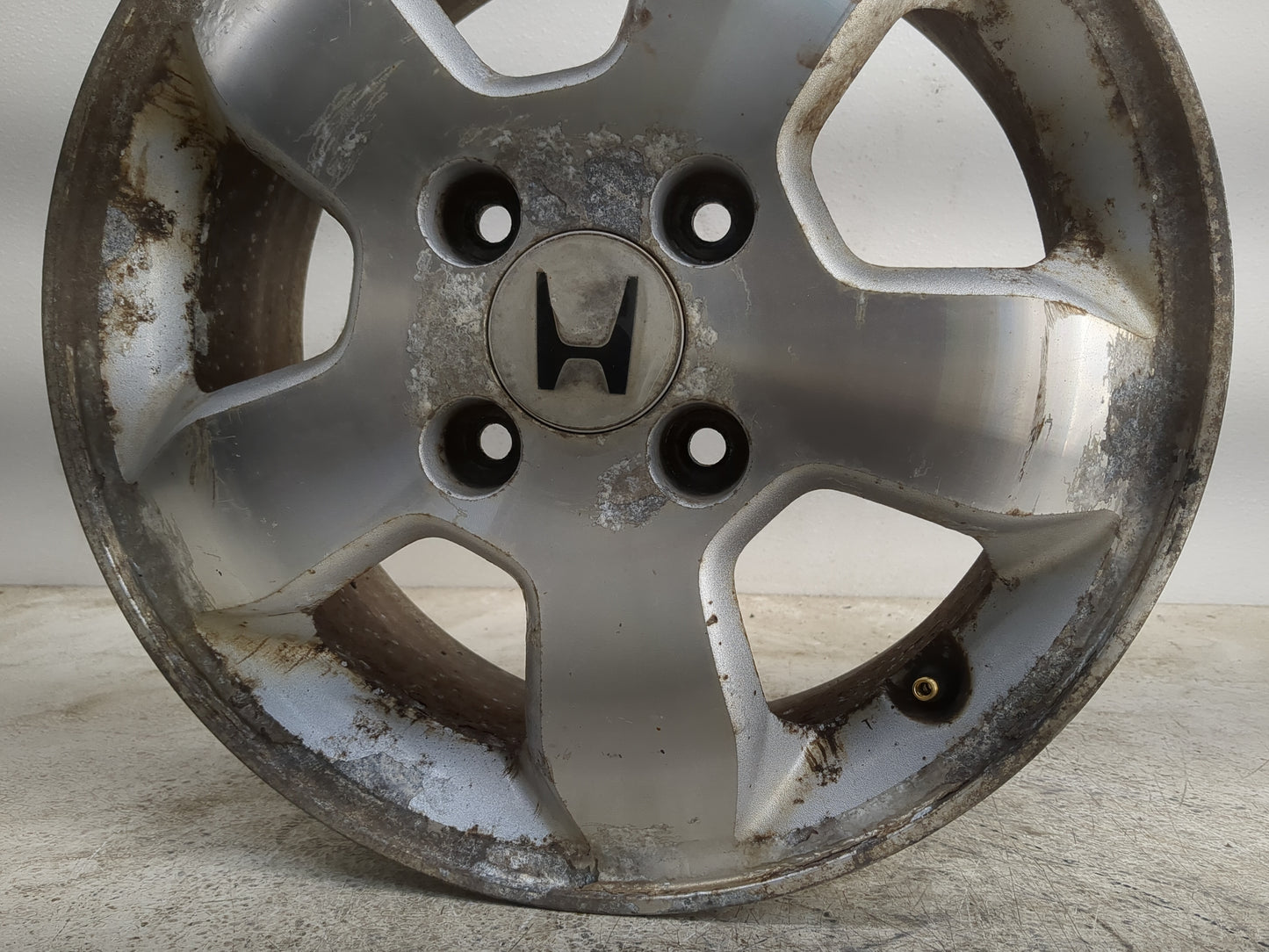 2001-2002 Honda Accord Oem Wheel Rim - Oemusedautoparts1.com