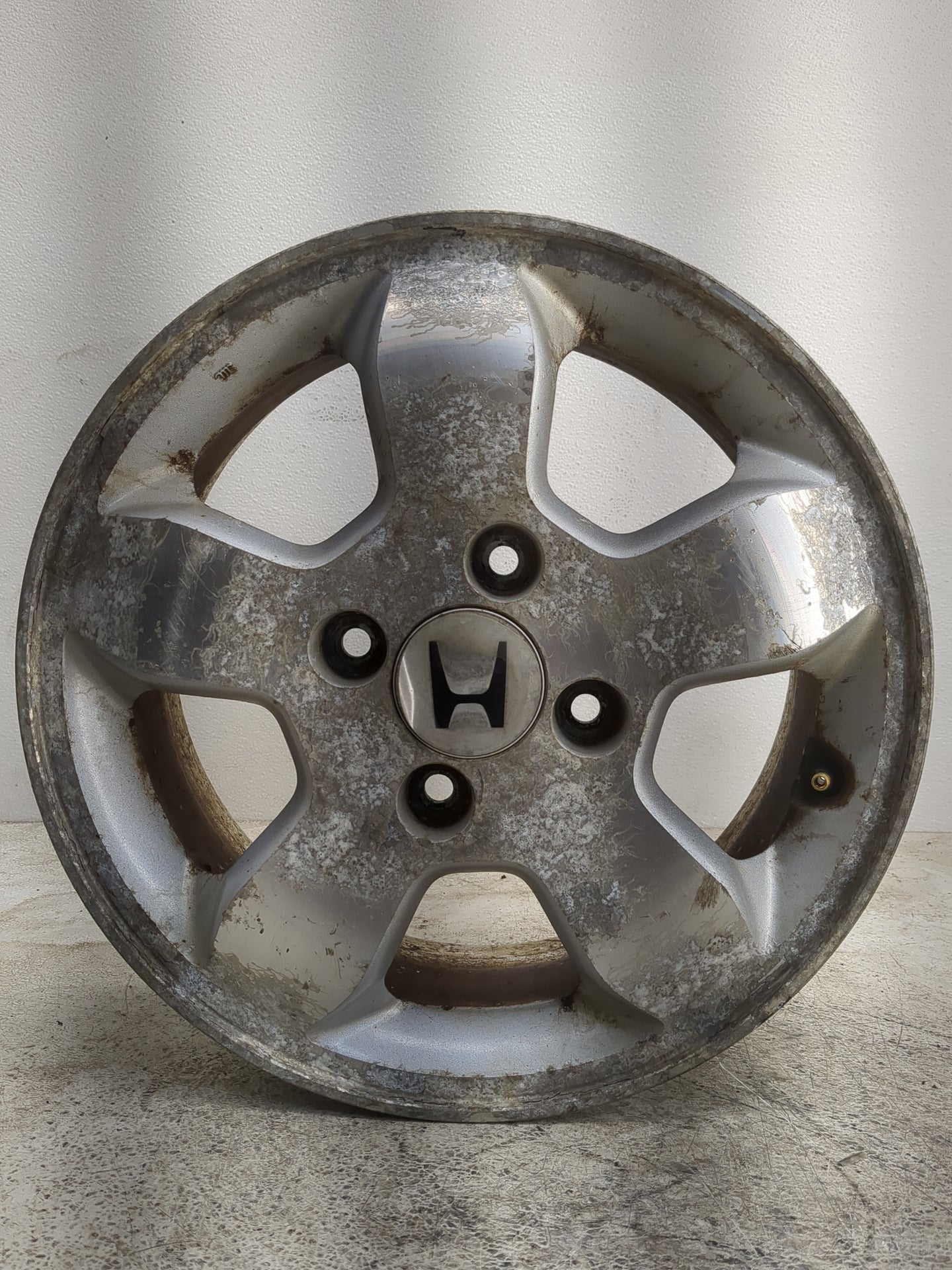 2001-2002 Honda Accord Oem Wheel Rim - Oemusedautoparts1.com
