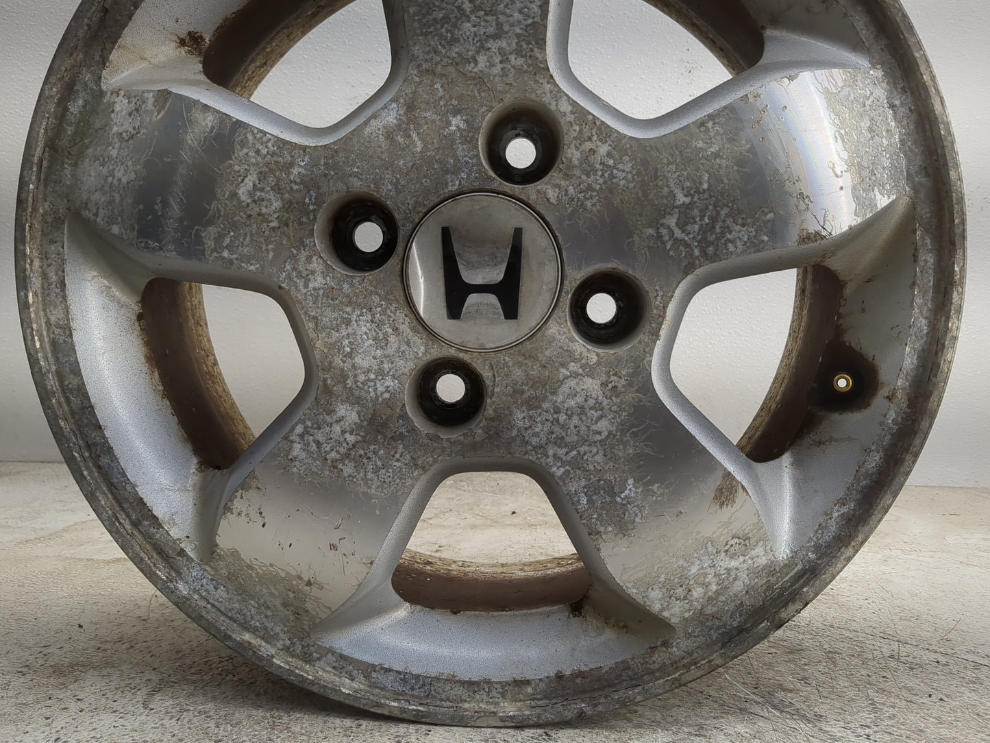 2001-2002 Honda Accord Oem Wheel Rim - Oemusedautoparts1.com