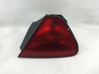 compare product 1998-2002 Honda Accord Tail Light Assembly Passenger Right OEM P/N:2VA 938 864 Fits Fits 1998 1999 2000 2001 2002 OEM Used Auto Parts