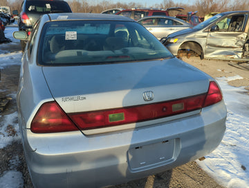 1998-2002 Honda Accord Trunk/decklid/hatch/tailgate Oem - Oemusedautoparts1.com