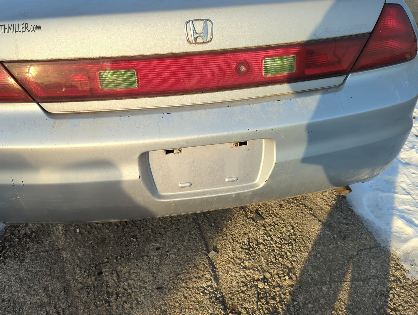 2001-2002 Honda Accord Rear Bumper Assembly Oem - Oemusedautoparts1.com