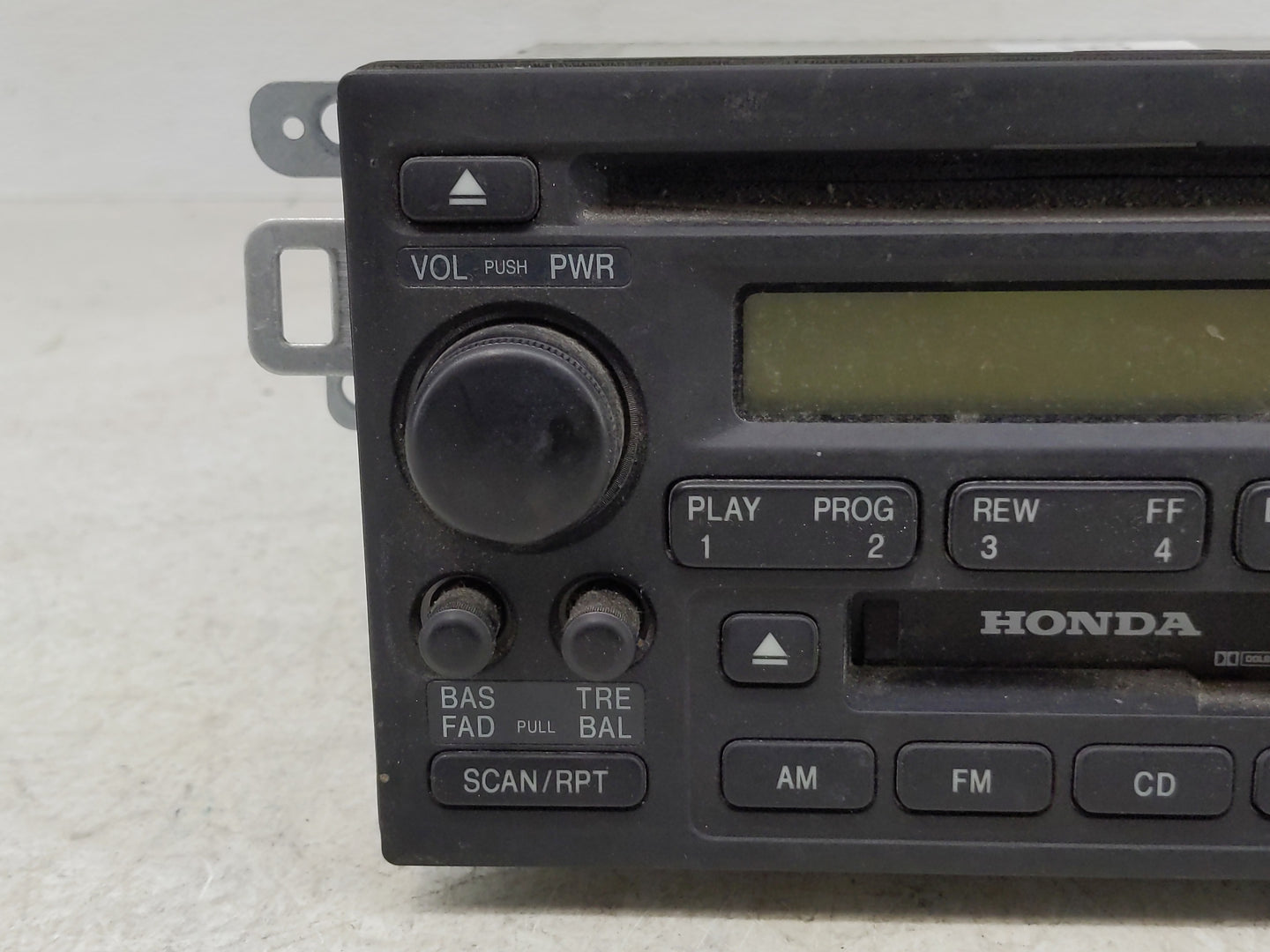 2001-2002 Honda Accord Radio AM FM Cd Player Receiver Replacement P/N:39101-S84-A510-M1 Fits Fits 2001 2002 OEM Used Auto Pa