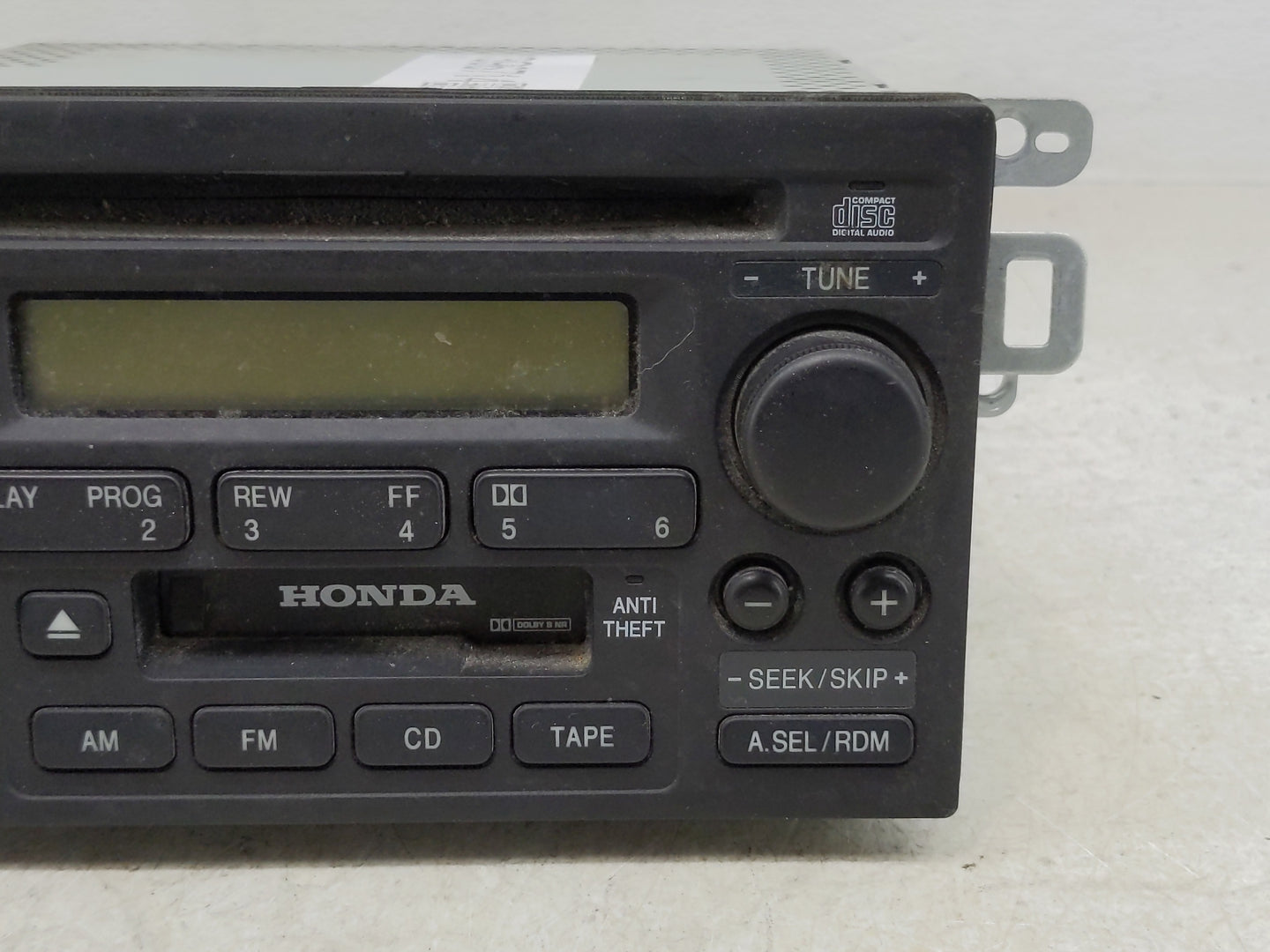 2001-2002 Honda Accord Radio AM FM Cd Player Receiver Replacement P/N:39101-S84-A510-M1 Fits Fits 2001 2002 OEM Used Auto Pa