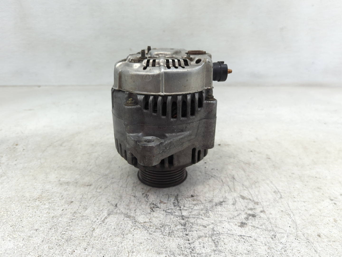 1998-2002 Honda Accord Alternator Replacement Generator Charging Assembly Engine OEM Fits Fits 1998 1999 2000 2001 2002 OEM 
