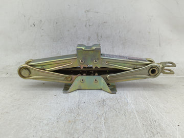 2001 Honda Accord Spare Scissor Car Jack - Oemusedautoparts1.com