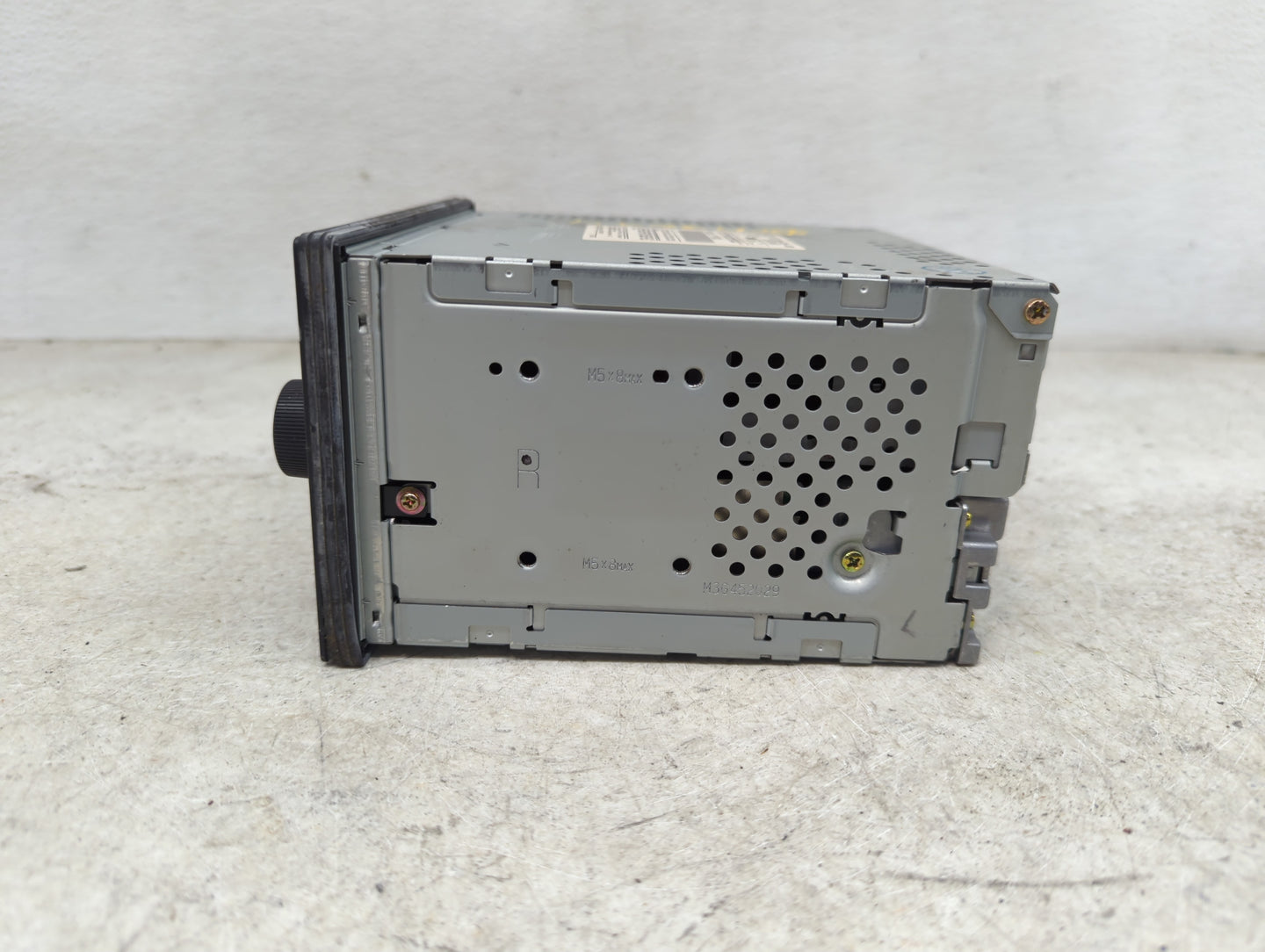 2001-2002 Honda Accord Radio AM FM Cd Player Receiver Replacement P/N:39100-S84-A300 CQ-EH1061Z Fits Fits 2001 2002 OEM Used