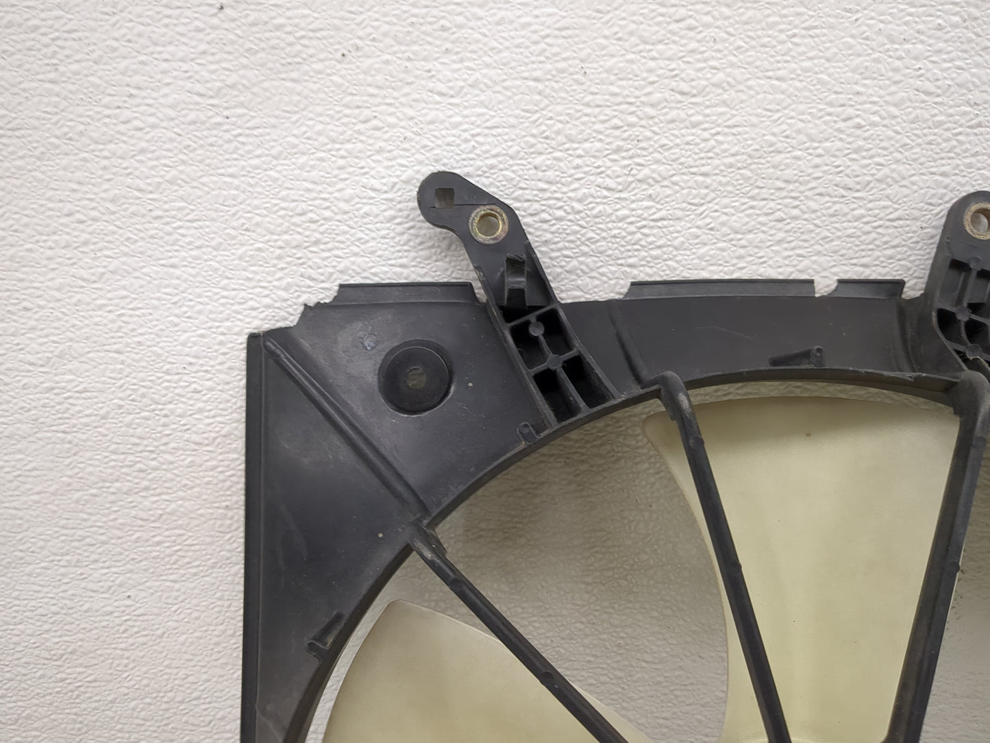 1998-2002 Honda Accord Electric Radiator Cooling Fan Motor Assembly - Oemusedautoparts1.com