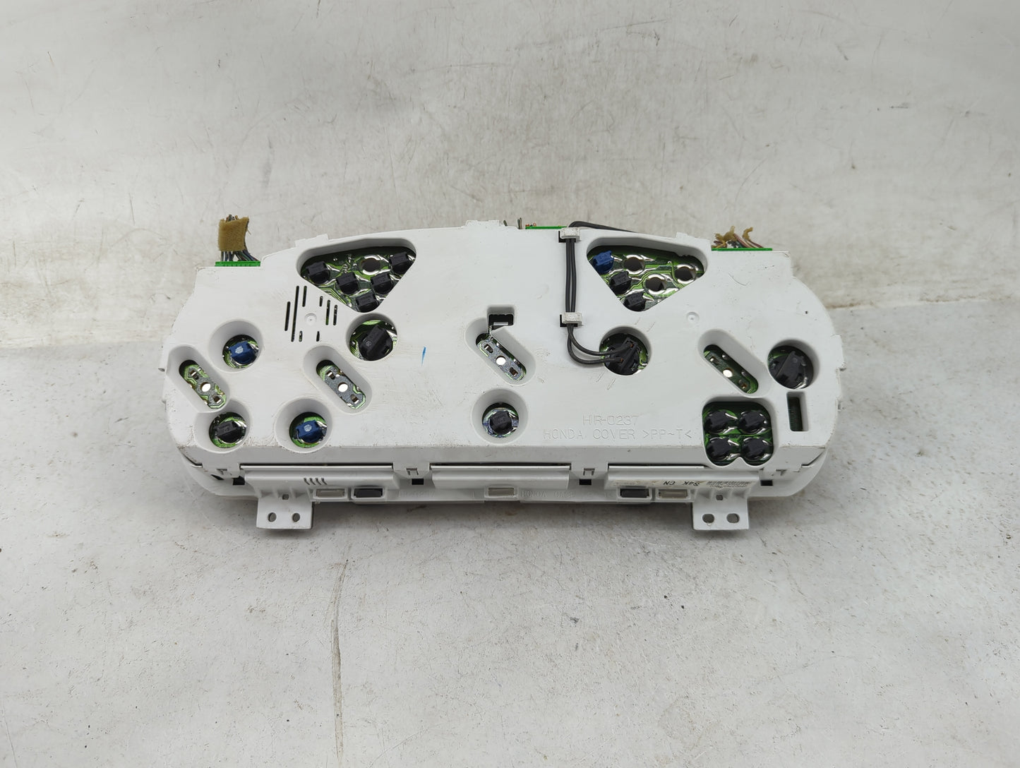 2001 Honda Accord Instrument Cluster Speedometer Gauges P/N:HR0237622M0C0 78100S4KA310M1 Miles: Fits OEM Used Auto Parts - O