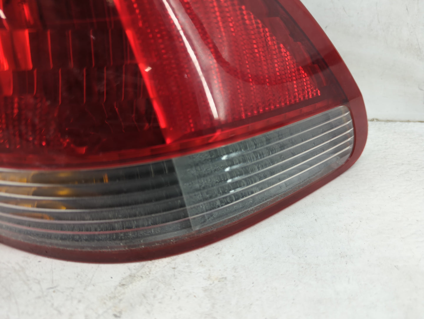2001-2002 Honda Accord Tail Light Assembly Driver Left OEM P/N:PP-TD20 Fits Fits 2001 2002 OEM Used Auto Parts - Oemusedauto